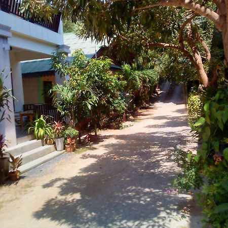 Modern Resort Haad Rin Habitación foto